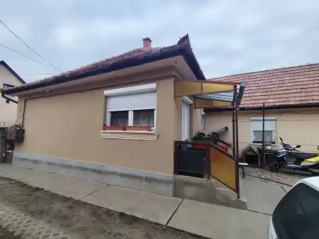 Eladó családi ház, Tura 2 szoba 85 m² 39 M Ft