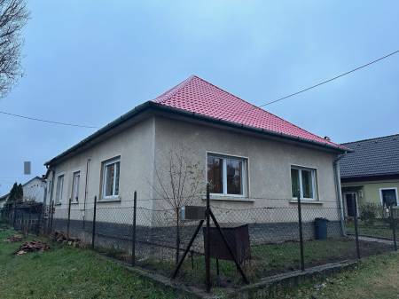 eladó családi ház, Veresegyház